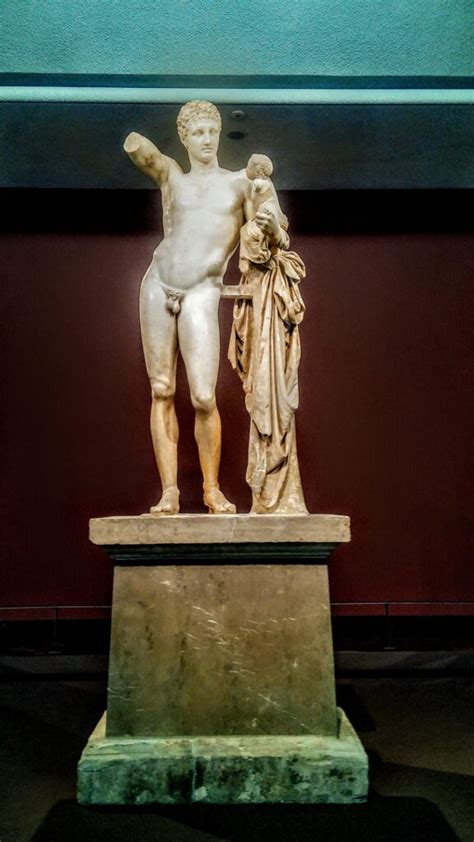 de hermes van praxitelis|praxiteles hermes with infant dionysus.